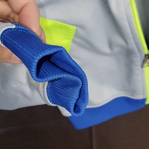 COPY - 3/$20 Nike zip up jacket 24 month - Picture 3 of 5